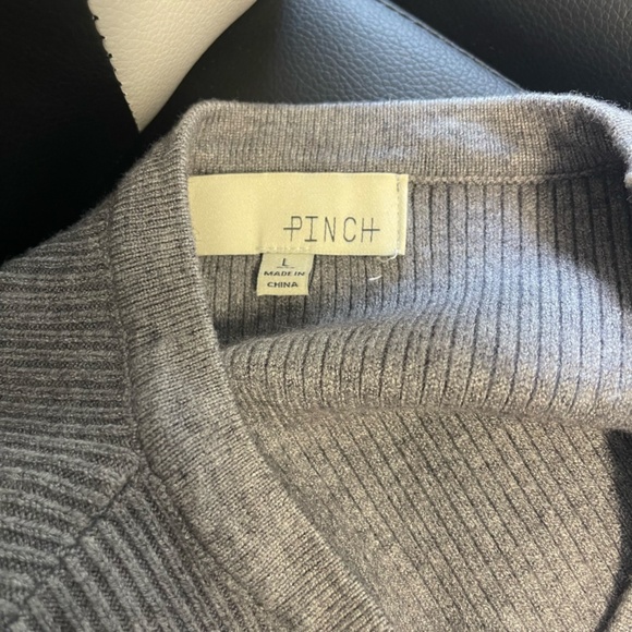 Pinch Gray Knit Sweater - Size L - Picture 9 of 10